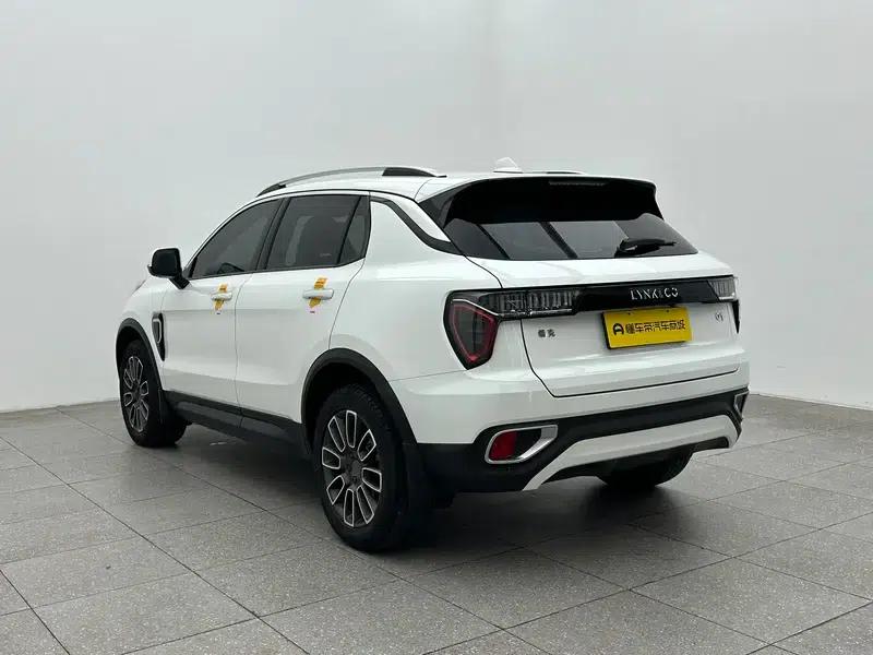 Lynk & Co 01 2020 2.0T 2WD Pure Pro Edition — миниатюра 5