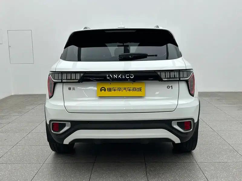 Lynk & Co 01 2020 2.0T 2WD Pure Pro Edition — миниатюра 6