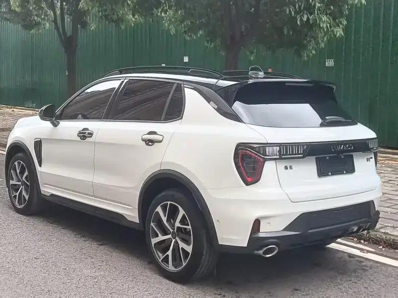 Lynk & Co 01 2021 2.0TD AWD Halo — миниатюра 4