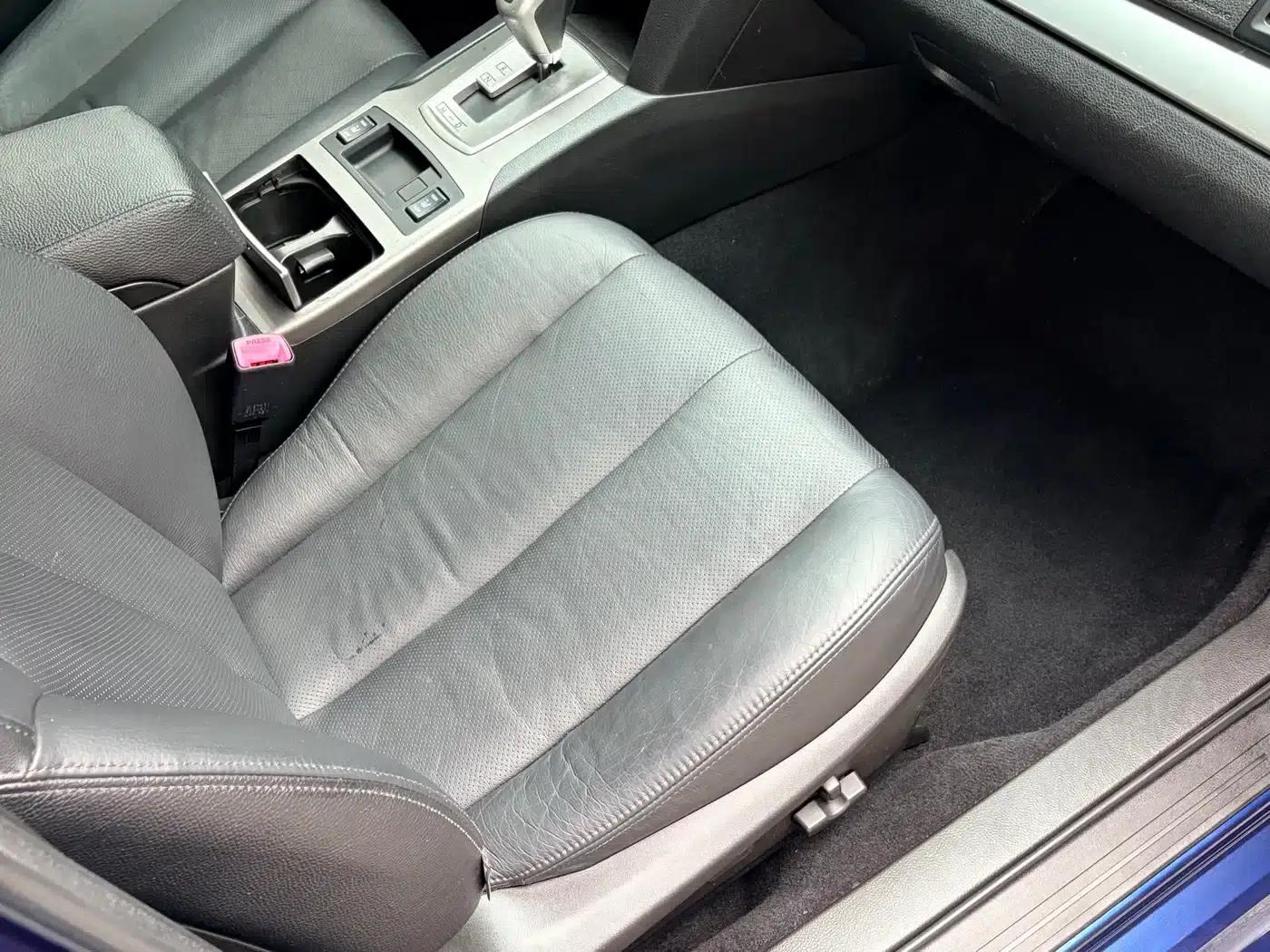 Legacy 2010 2.0i Luxury Touring Edition — миниатюра 12