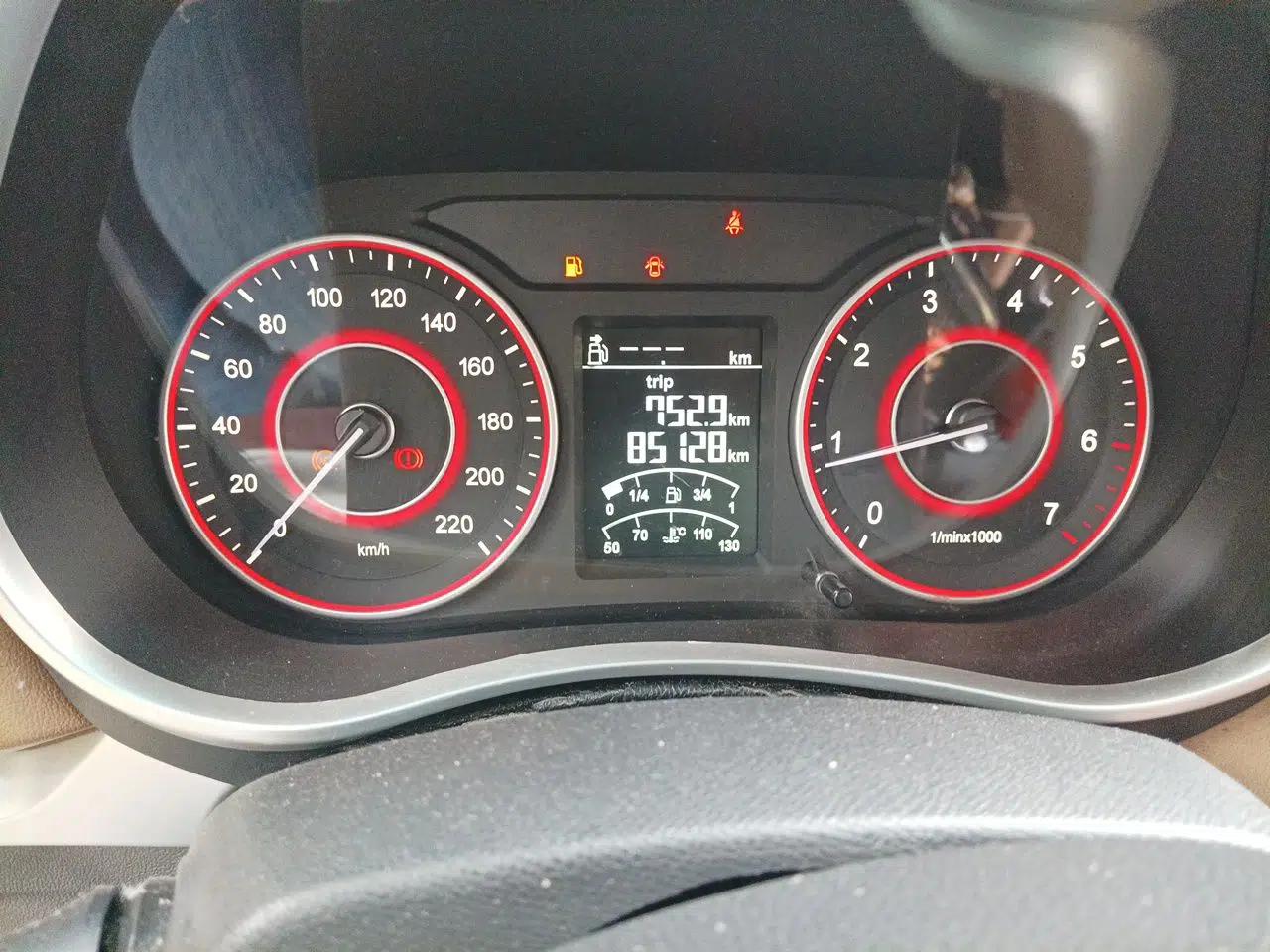 Jinbei F50 2017 1.6L Manual Comfort Model — миниатюра 12