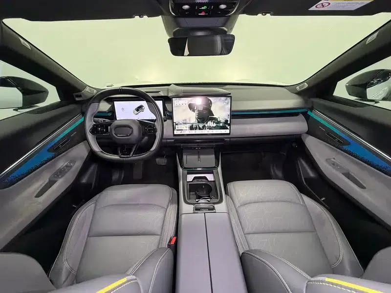 Lynk & Co 08 EM-P 2023 Model 220 AWD Performance Halo — миниатюра 14