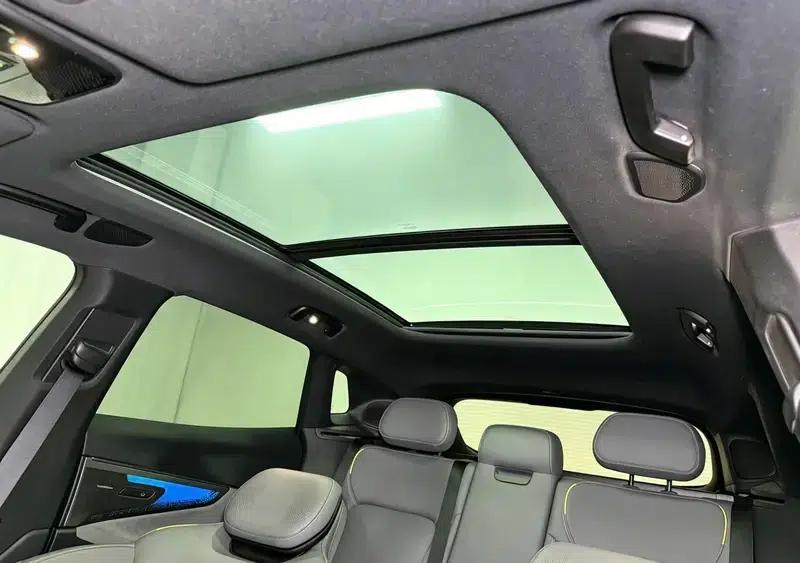 Lynk & Co 08 EM-P 2023 Model 220 AWD Performance Halo — миниатюра 19