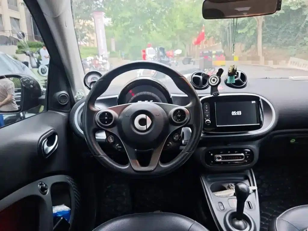 2016 Smart Fortwo 0.9T 66kW Hardtop Pioneer Edition — миниатюра 6