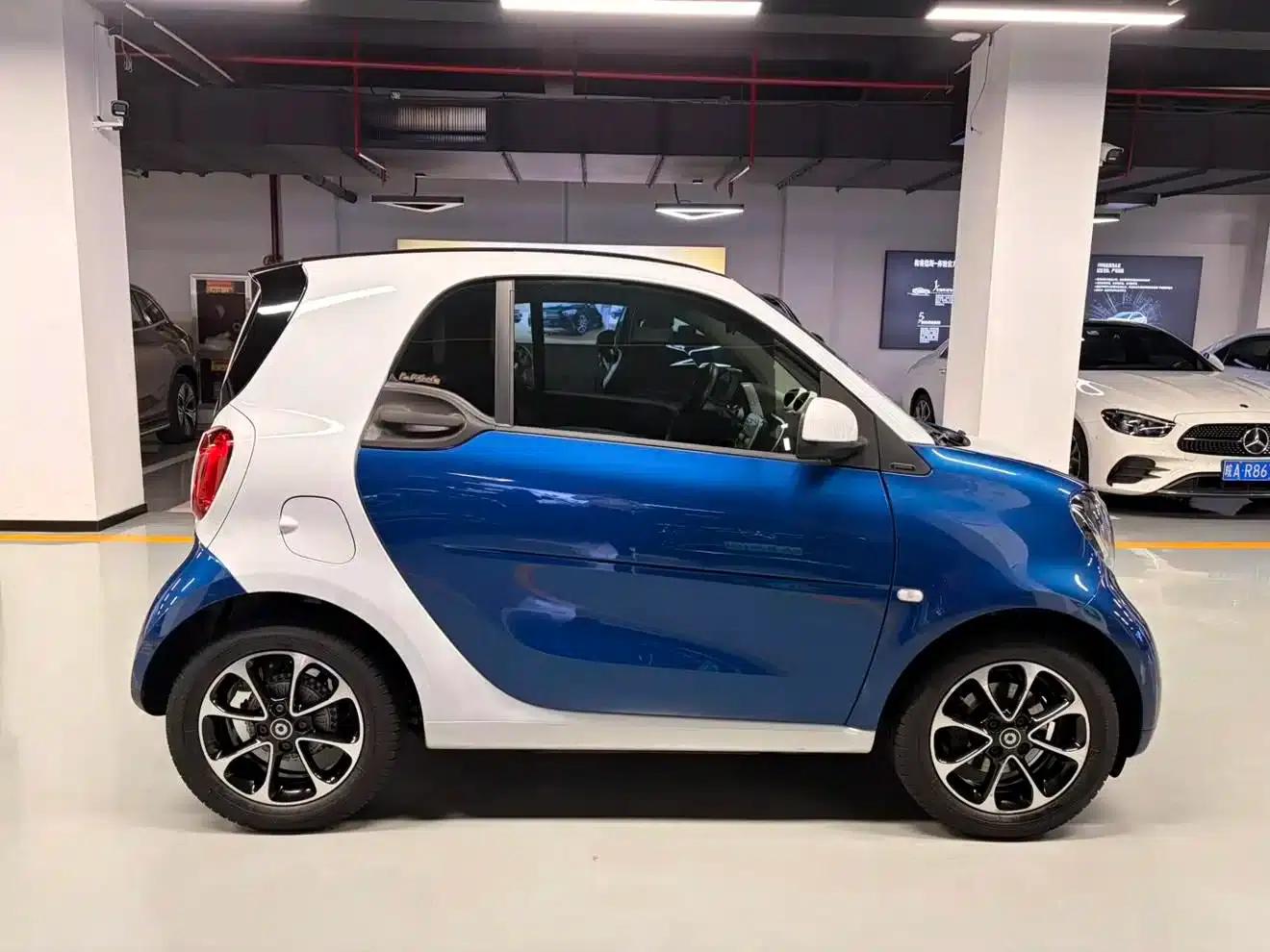 2015 Smart Fortwo 1.0L 52kW Hardtop Passion Edition — миниатюра 6
