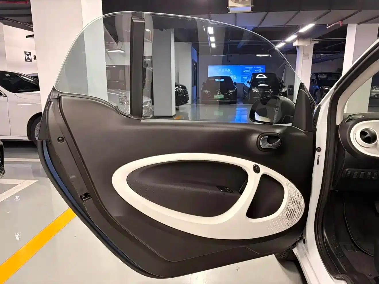 2015 Smart Fortwo 1.0L 52kW Hardtop Passion Edition — миниатюра 10