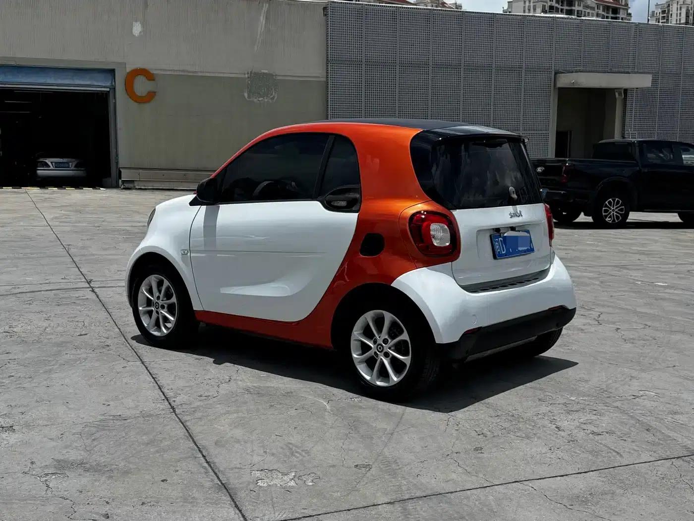 2015 Smart Fortwo 1.0L 52kW Hardtop Dynamic Edition — миниатюра 4