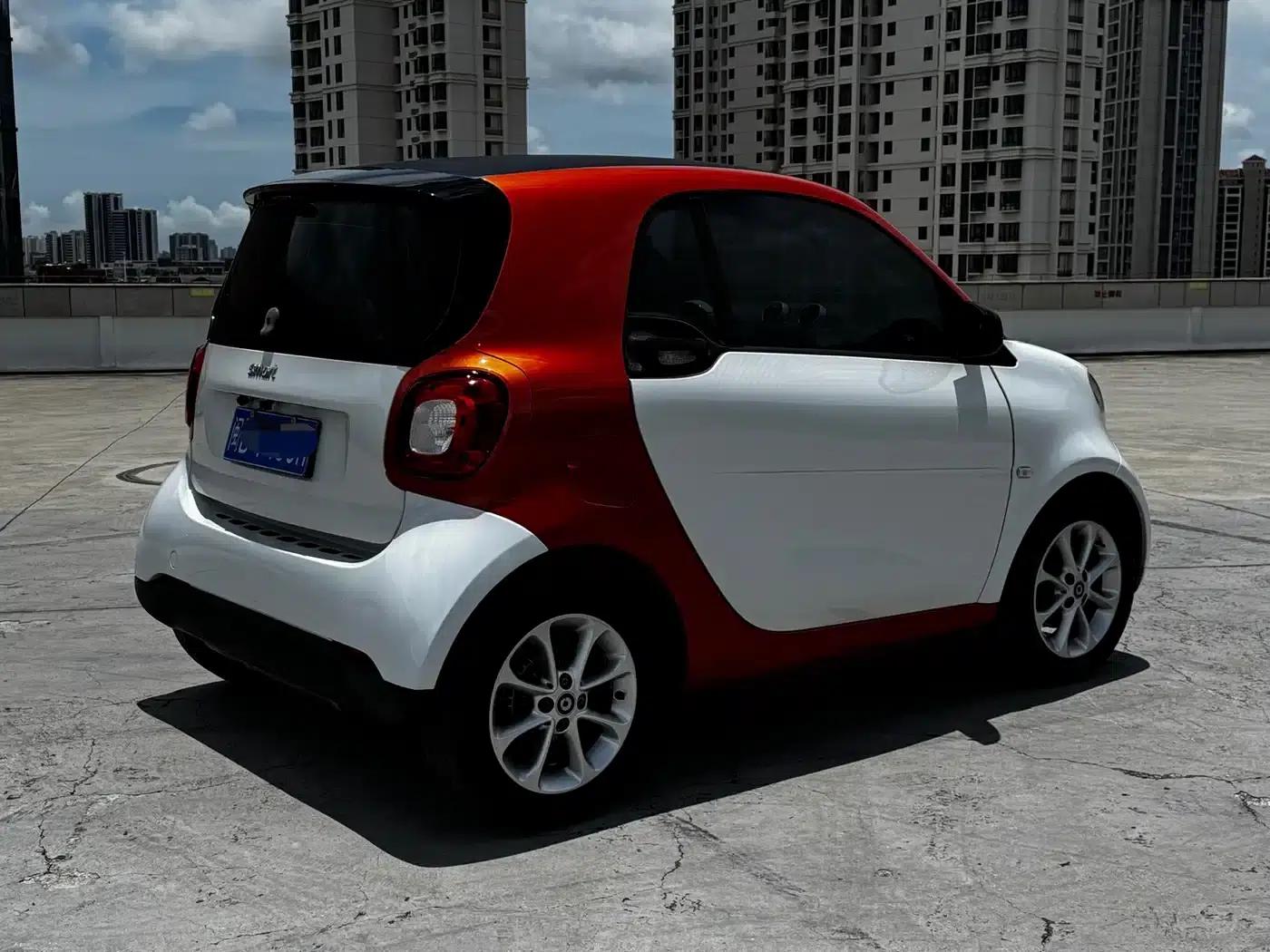 2015 Smart Fortwo 1.0L 52kW Hardtop Dynamic Edition — миниатюра 6
