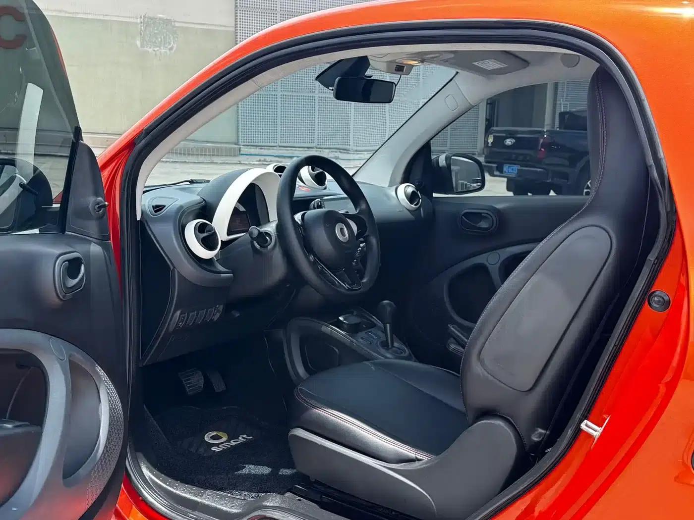 2015 Smart Fortwo 1.0L 52kW Hardtop Dynamic Edition — миниатюра 8