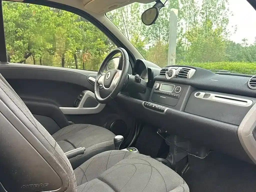 2012 Smart Fortwo 1.0 MHD Hardtop Passion Edition — миниатюра 8