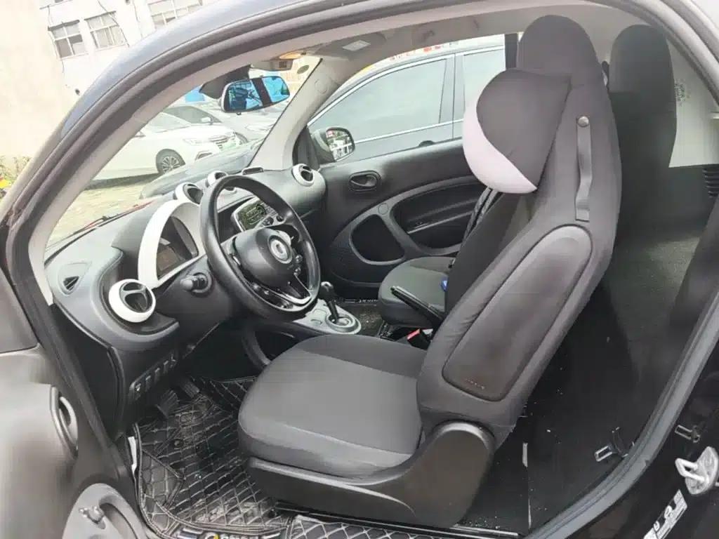 2015 Smart Fortwo 1.0L 52kW Hardtop Dynamic Edition — миниатюра 15