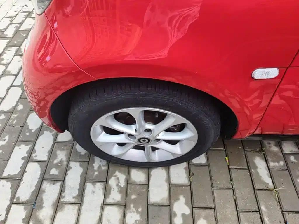 2015 Smart Fortwo 1.0L 52kW Hardtop Dynamic Edition — миниатюра 23