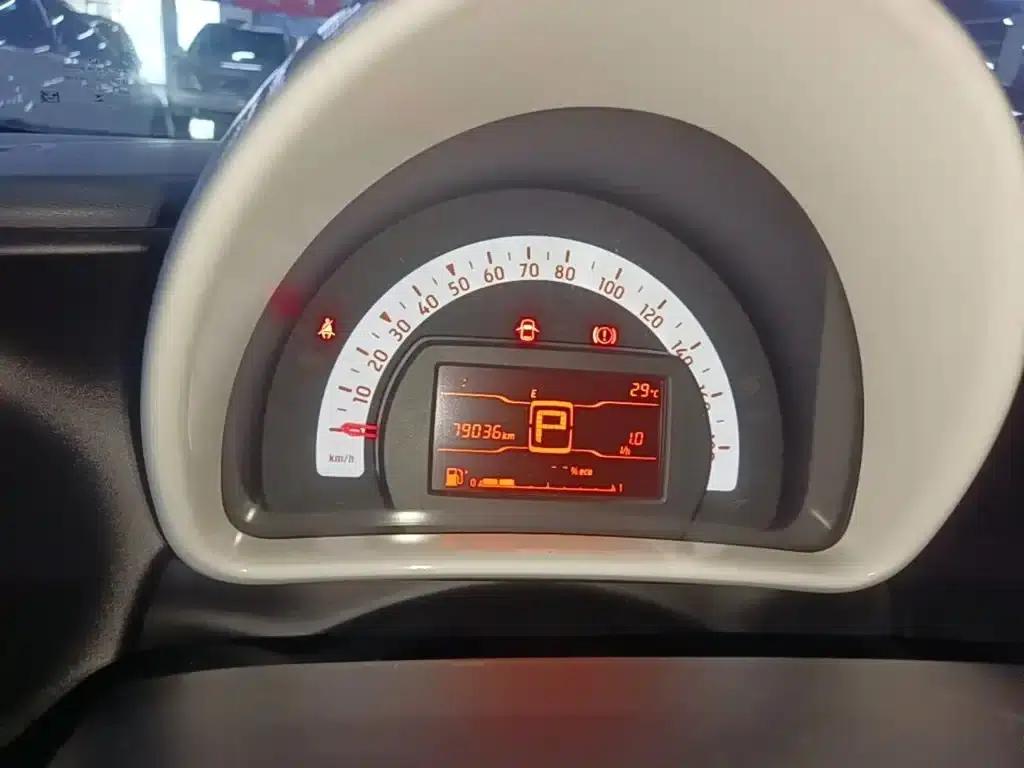 2015 Smart Fortwo 1.0L 52kW Hardtop Dynamic Edition — миниатюра 12