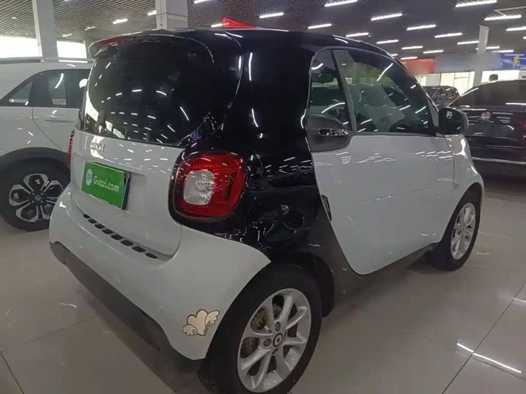 2015 Smart Fortwo 1.0L 52kW Hardtop Dynamic Edition — миниатюра 7