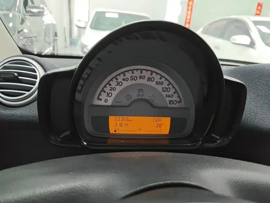 2012 Smart Fortwo 1.0 MHD Hardtop Passion Edition — миниатюра 12
