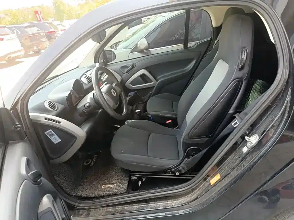 2012 Smart Fortwo 1.0 MHD Hardtop Standard Edition — миниатюра 13