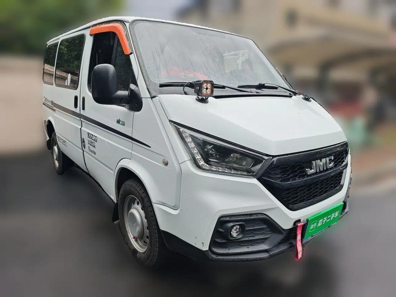 JMC Transit JMC Teshun 2.8T Short-轴 Low-roof 6-seater (Diesel) — миниатюра 3