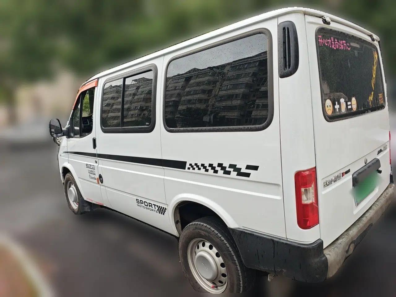 JMC Transit JMC Teshun 2.8T Short-轴 Low-roof 6-seater (Diesel) — миниатюра 4