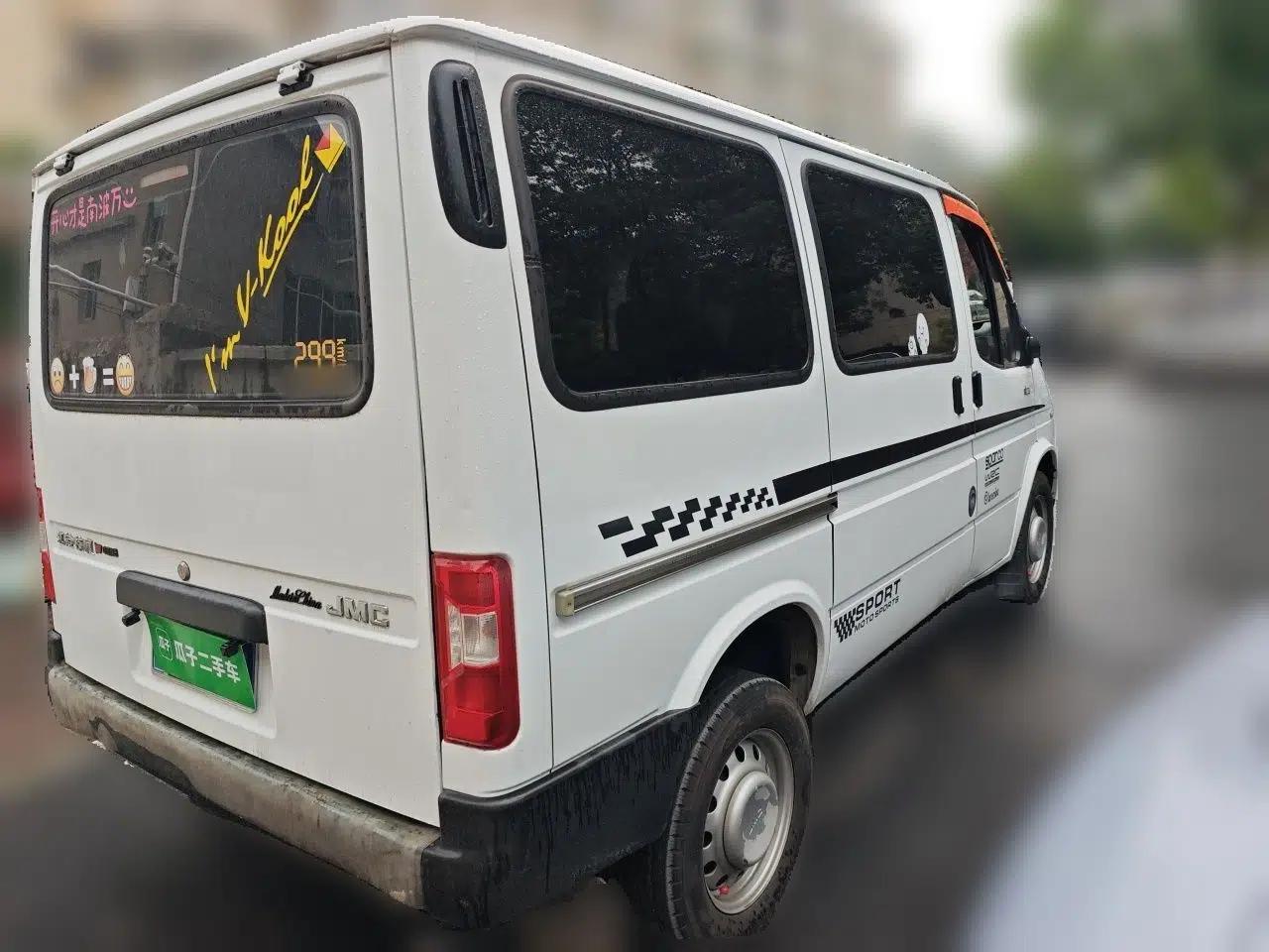 JMC Transit JMC Teshun 2.8T Short-轴 Low-roof 6-seater (Diesel) — миниатюра 6