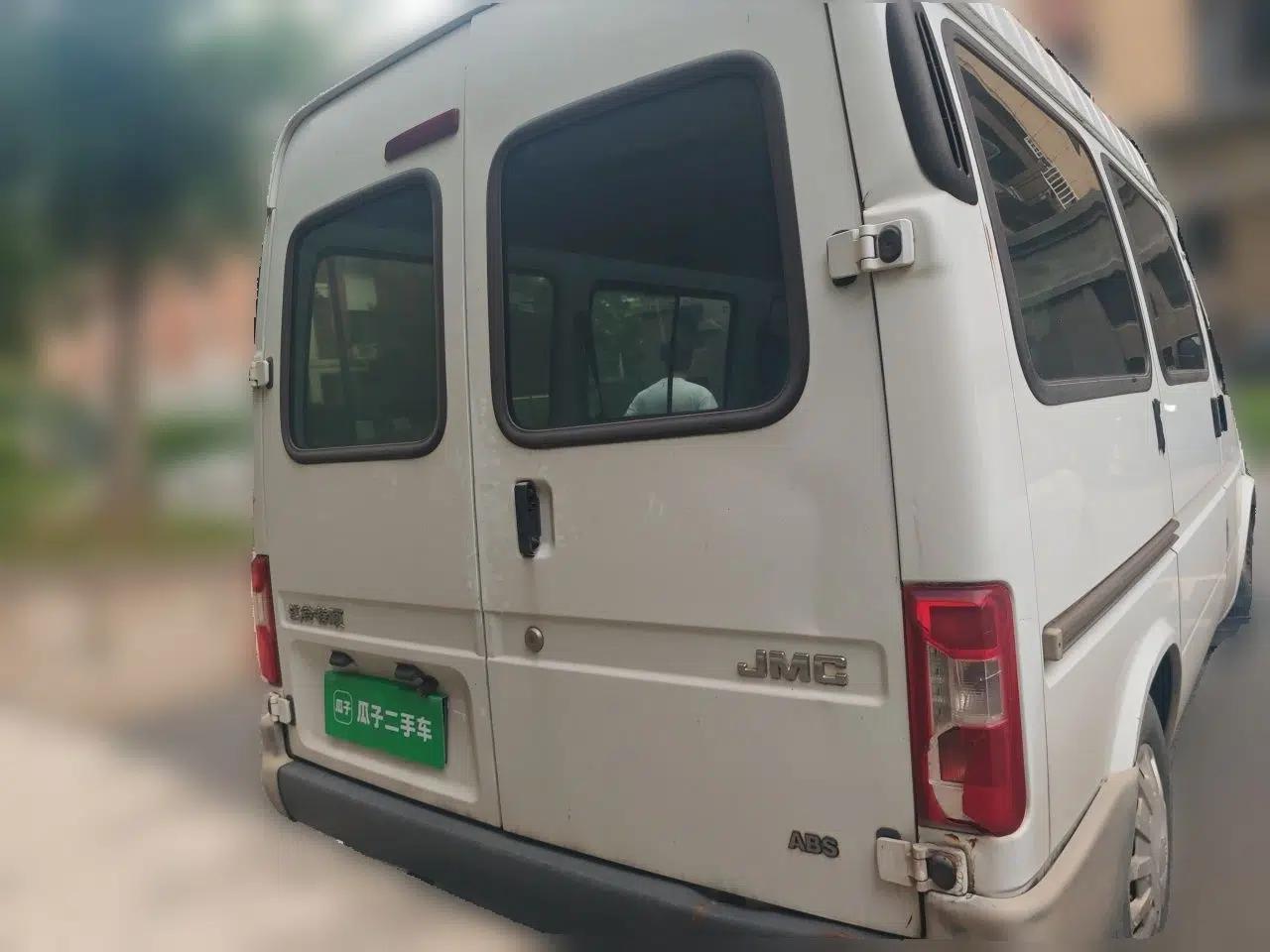 JMC Transit 2017 2.8T Commercial Version Short Wheelbase Mid-Roof 6/7/8-Seater JX493 — миниатюра 5