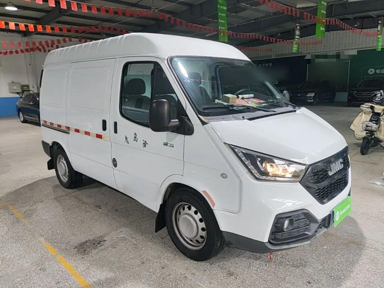 JMC Transit 2019 2.8T Commercial Version Short Wheelbase Mid-Roof 3-Seater China VI Standard JX493 — миниатюра 3