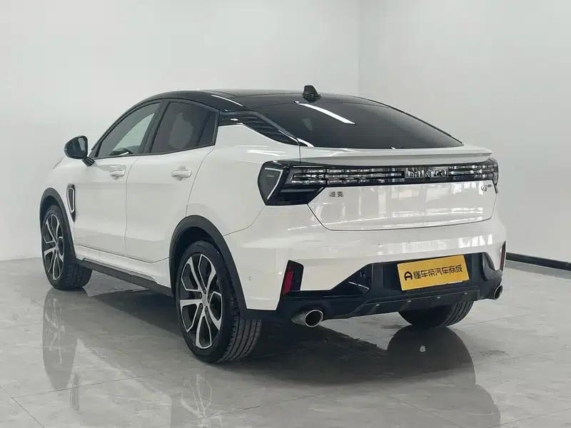 Lynk & Co 05 2022 2.0TD AWD Halo — миниатюра 5
