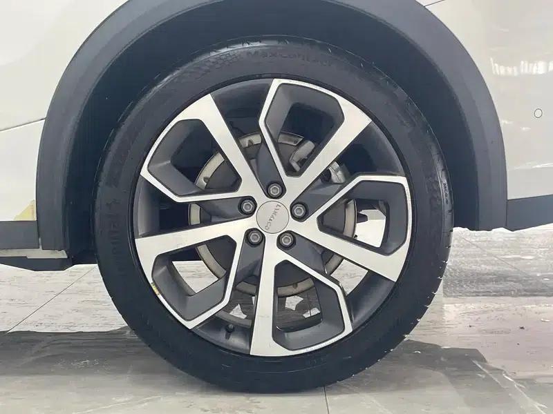 Lynk & Co 05 2022 2.0TD AWD Halo — миниатюра 9