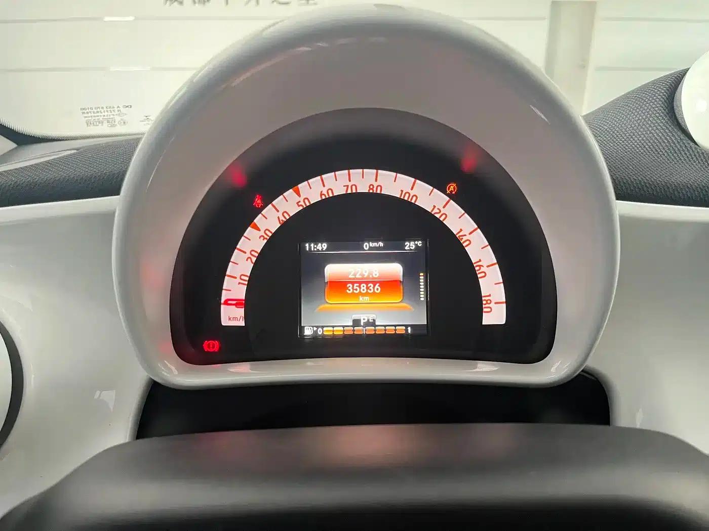 2016 Smart Forfour 1.0L 52kW Passion Edition — миниатюра 14