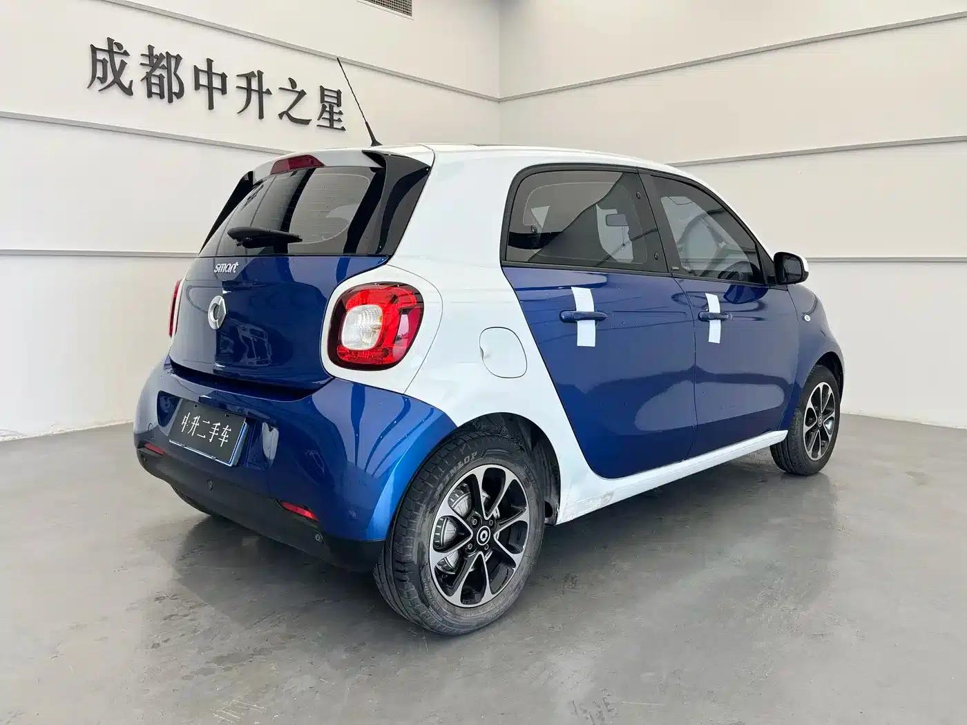 2016 Smart Forfour 1.0L 52kW Passion Edition — миниатюра 4