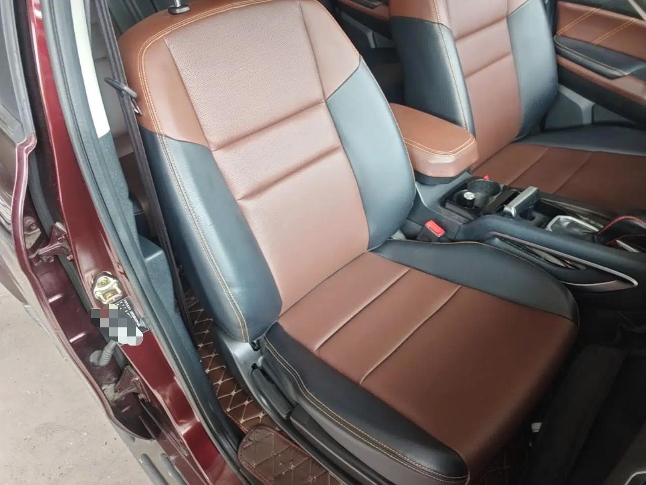 JMC Yusheng S350 2016 2.0T Automatic Two-Wheel Drive Gasoline Luxury Version with Sunroof 5 Seats — миниатюра 19