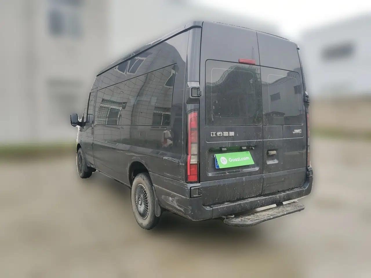 JMC Fushun 2023 2.0T Automatic Mid-Range Mid-Roof Commercial Multi-Purpose 6-Seater Passenger Vehicle — миниатюра 4