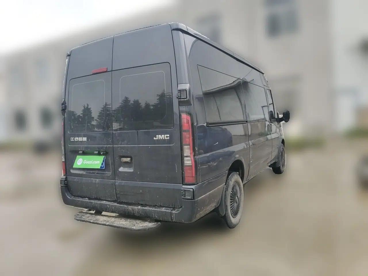 JMC Fushun 2023 2.0T Automatic Mid-Range Mid-Roof Commercial Multi-Purpose 6-Seater Passenger Vehicle — миниатюра 6