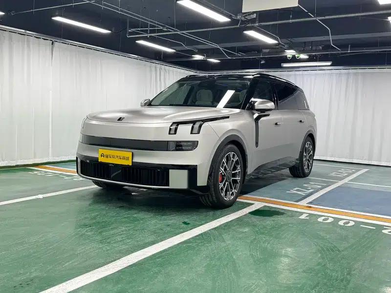 Lynk & Co 900 2025 2.0T Ultra Six-Seater — миниатюра 1