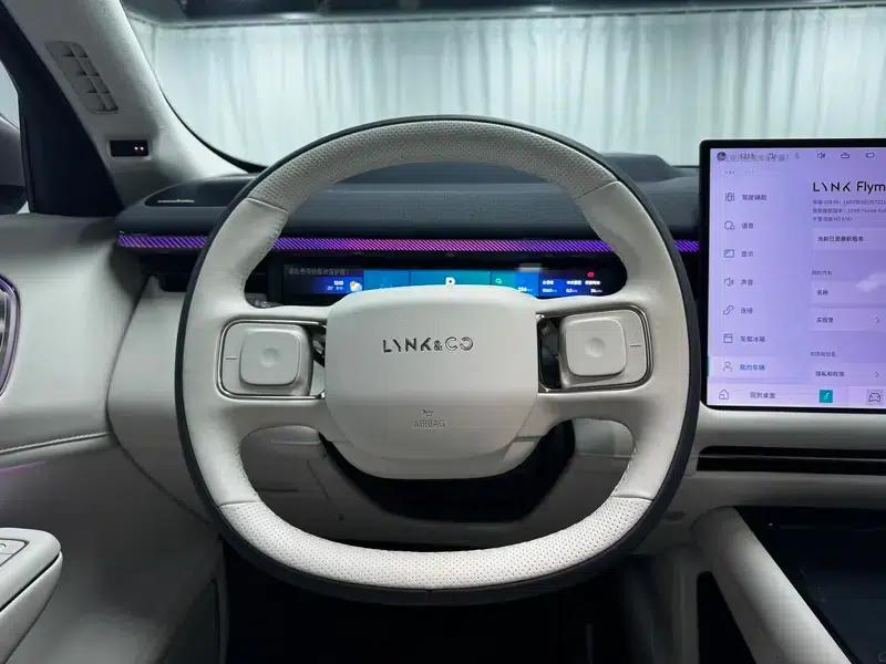 Lynk & Co 900 2025 2.0T Ultra Six-Seater — миниатюра 16