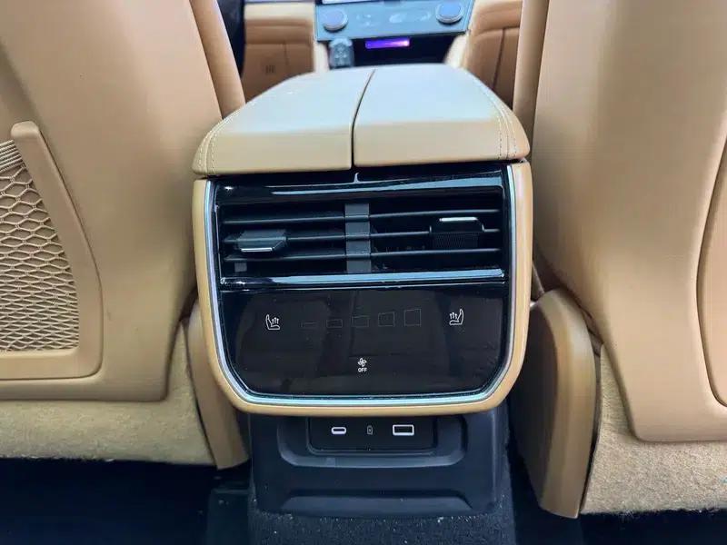 Lynk & Co 09 EM-P 2023 EM-P 2.0TD Asian Games Administrative Edition (5-seater) — миниатюра 11