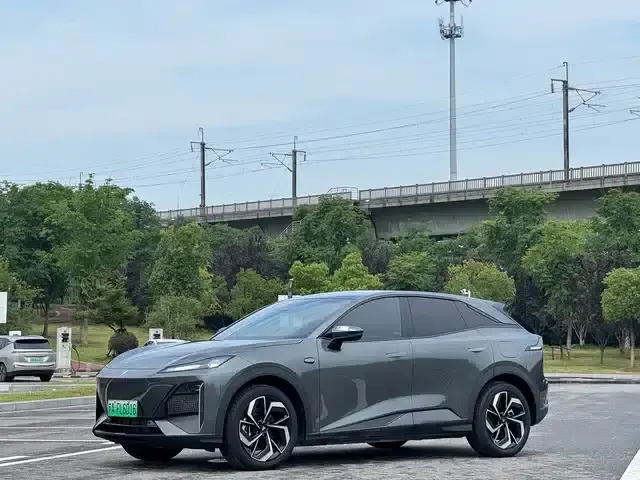Deep Blue S07 2025 Model 285Max Huawei Qiankun Intelligent Driving ADS SE Extended Range Edition