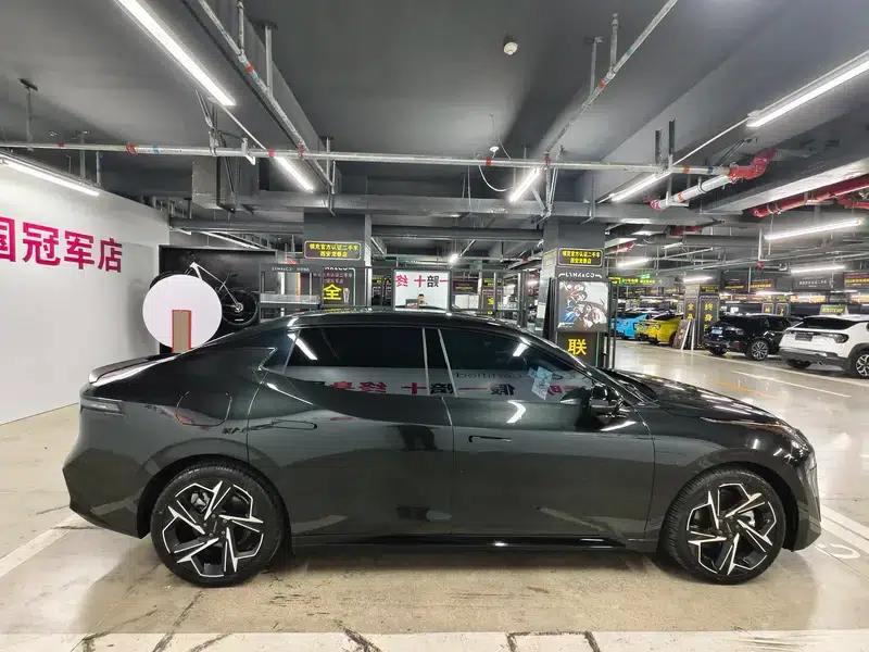 Lynk & Co 07 EM-P 2024 Model, 126km Long Range Ultra — миниатюра 7