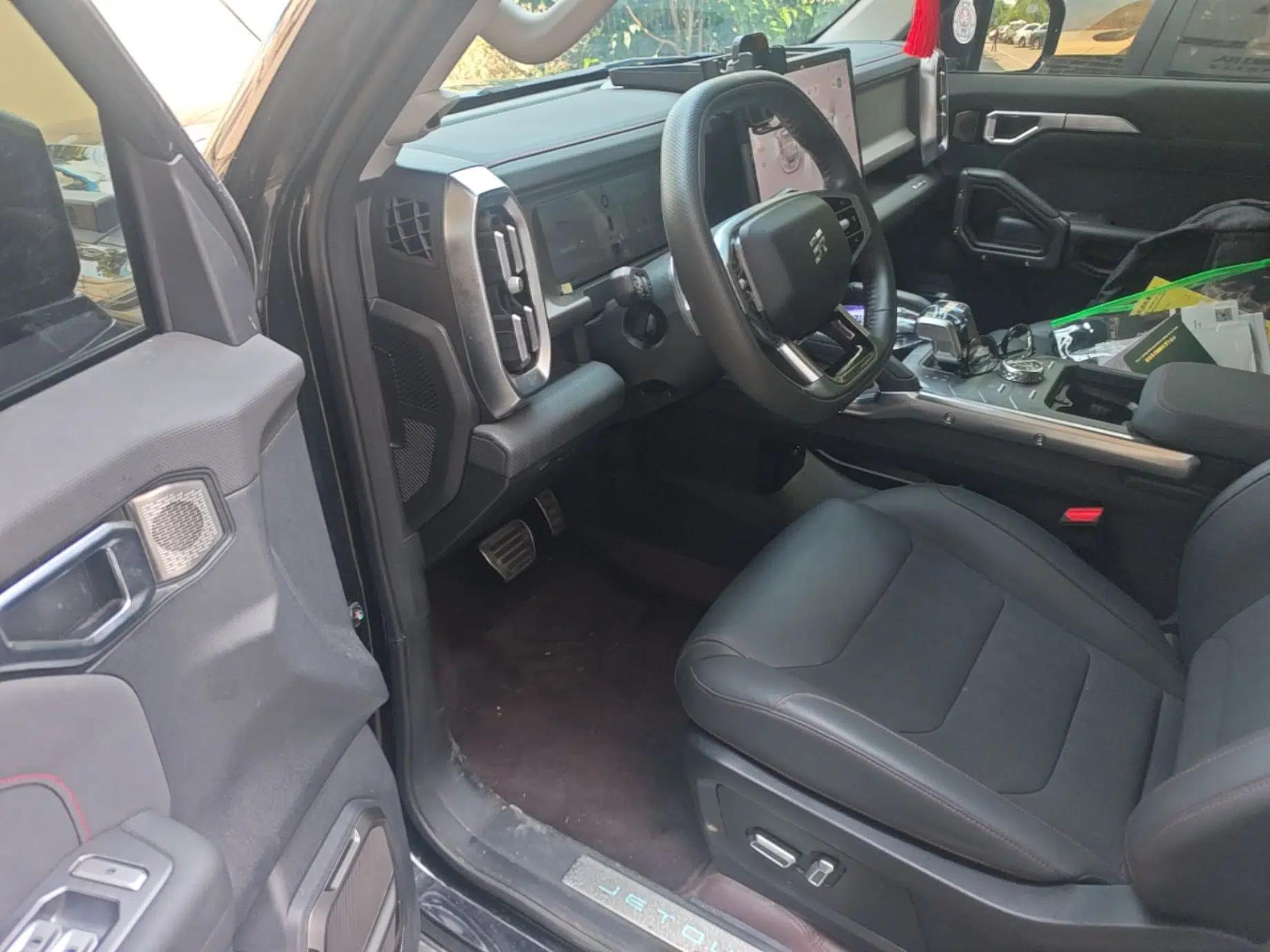 JETOUR Traveler 2023 2.0T Four-Wheel Drive Conqueror — миниатюра 18