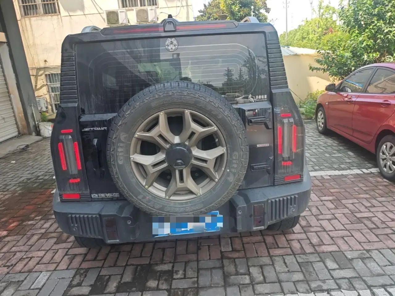 JETOUR Traveler 2023 2.0T Four-Wheel Drive Conqueror — миниатюра 5