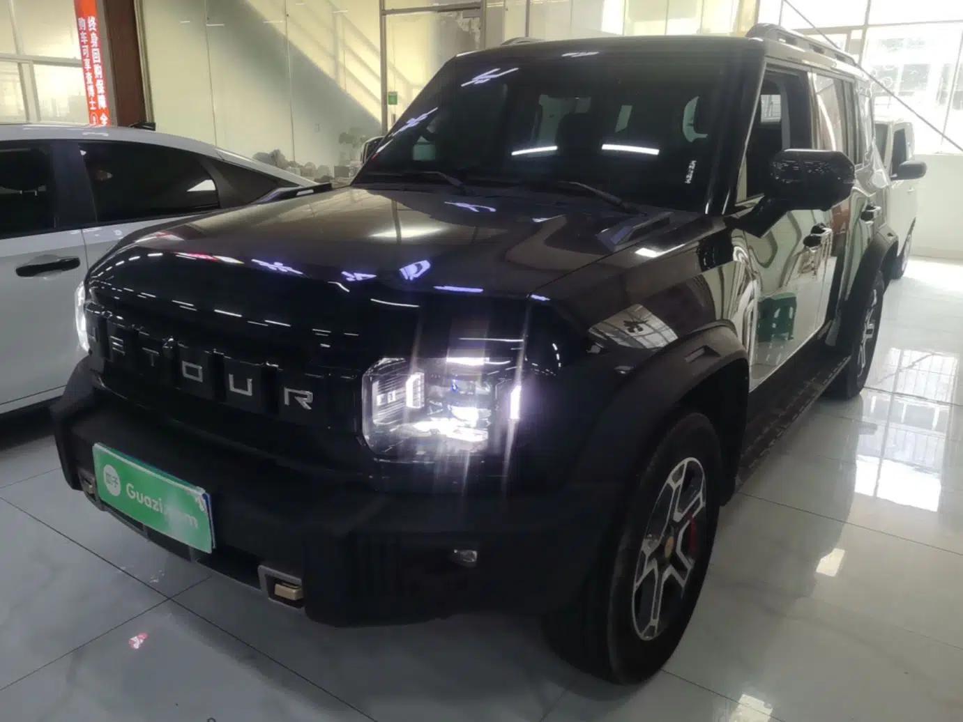 JETOUR Traveler 2025 1.5TD DCT Two-Wheel Drive Exploration+ — миниатюра 1