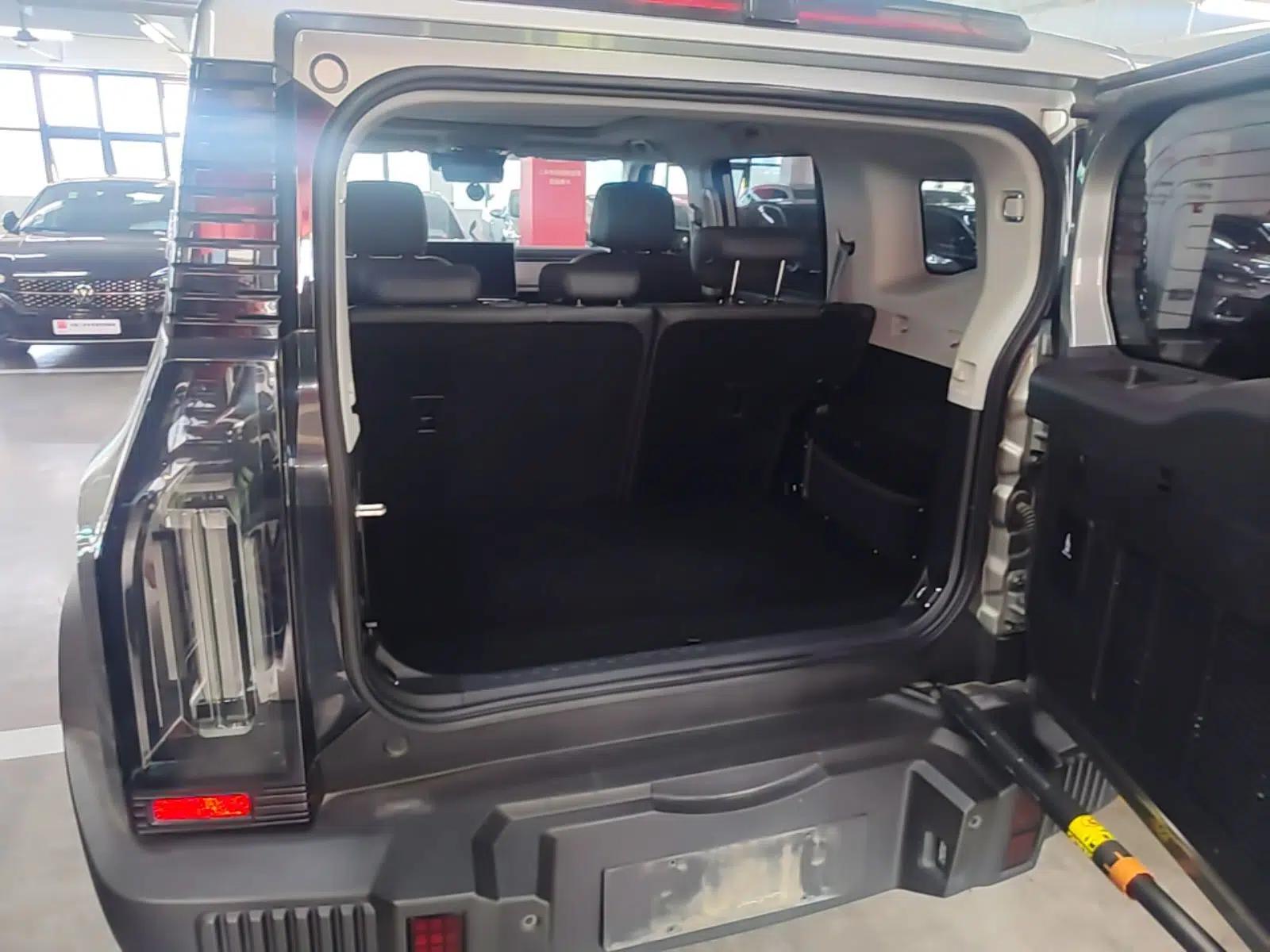 JETOUR Traveler 2023 2.0T All-Wheel-Drive CrossPRO — миниатюра 22