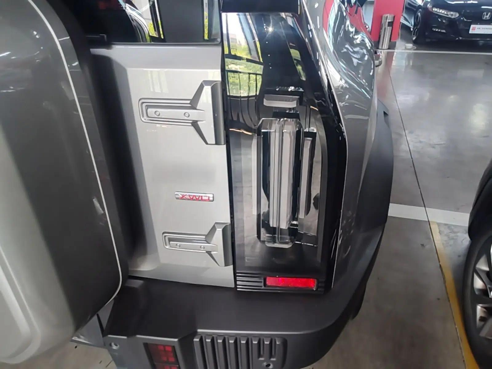 JETOUR Traveler 2023 2.0T All-Wheel-Drive CrossPRO — миниатюра 9