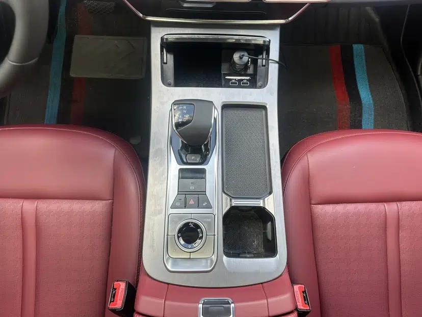 JETOUR X70 PLUS 2025 Champion Edition 1.5T DCT Champion MAX+ 5-seater — миниатюра 18