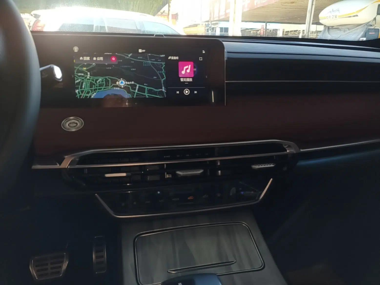 JETOUR X70 PLUS 2023 1.5T DCT Brave PLUS 5-Seater — миниатюра 15