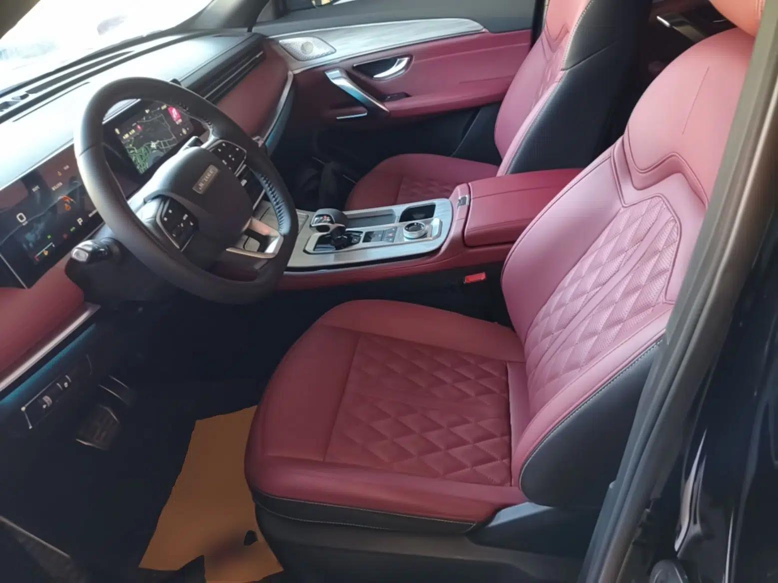JETOUR X70 PLUS 2023 1.5T DCT Brave PLUS 5-Seater — миниатюра 17