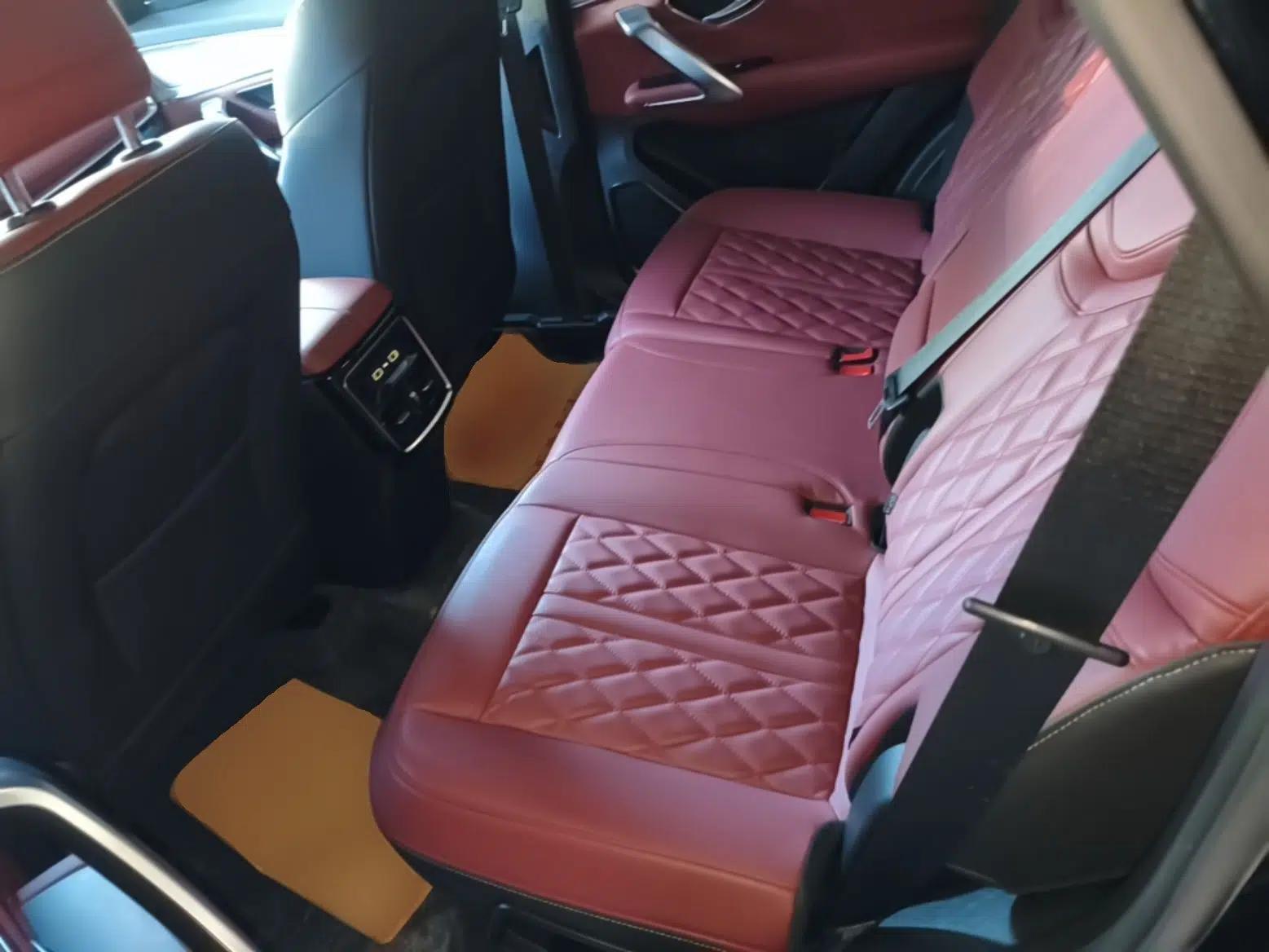 JETOUR X70 PLUS 2023 1.5T DCT Brave PLUS 5-Seater — миниатюра 20
