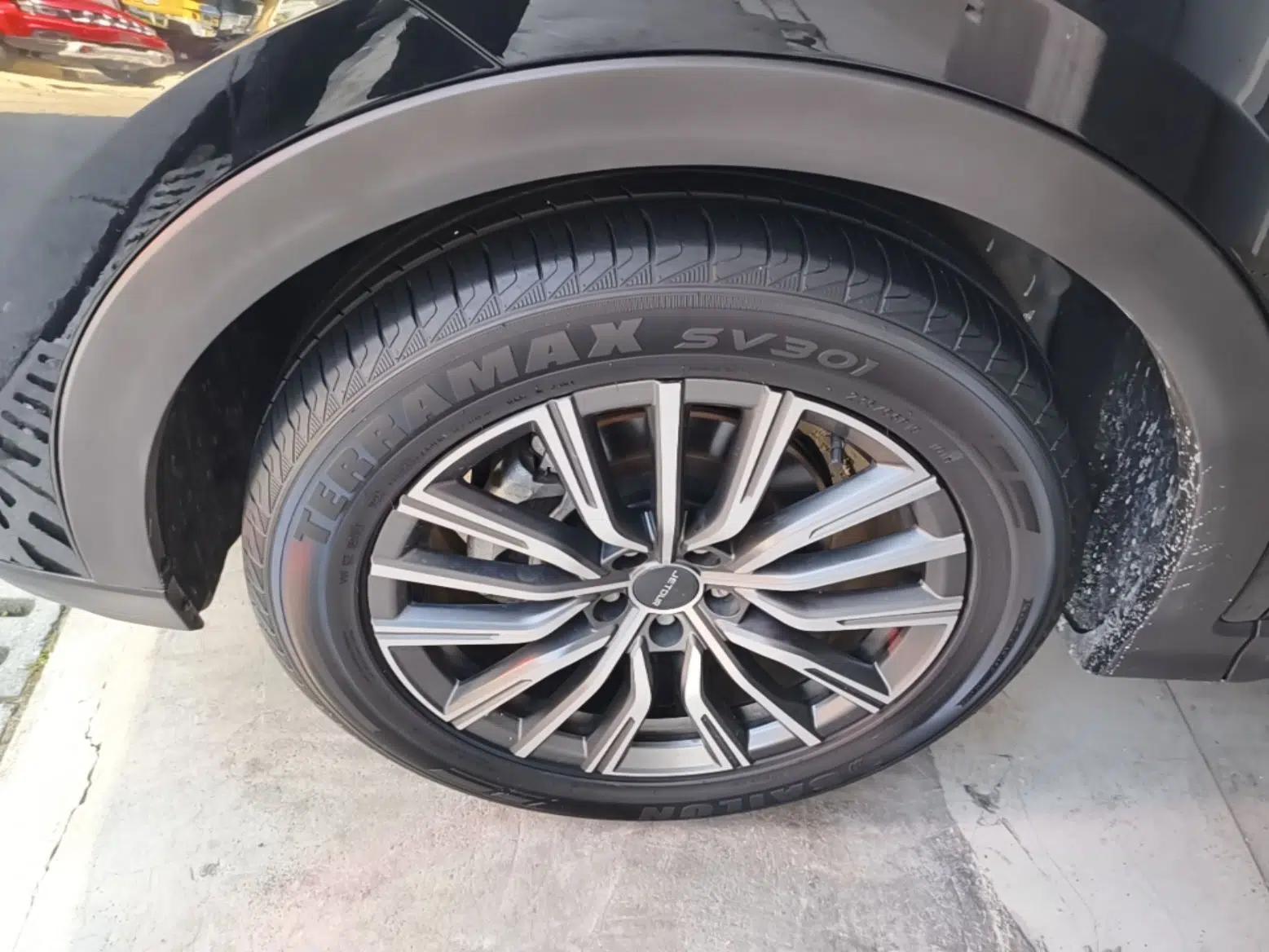 JETOUR X70 PLUS 2023 1.5T DCT Brave PLUS 5-Seater — миниатюра 10