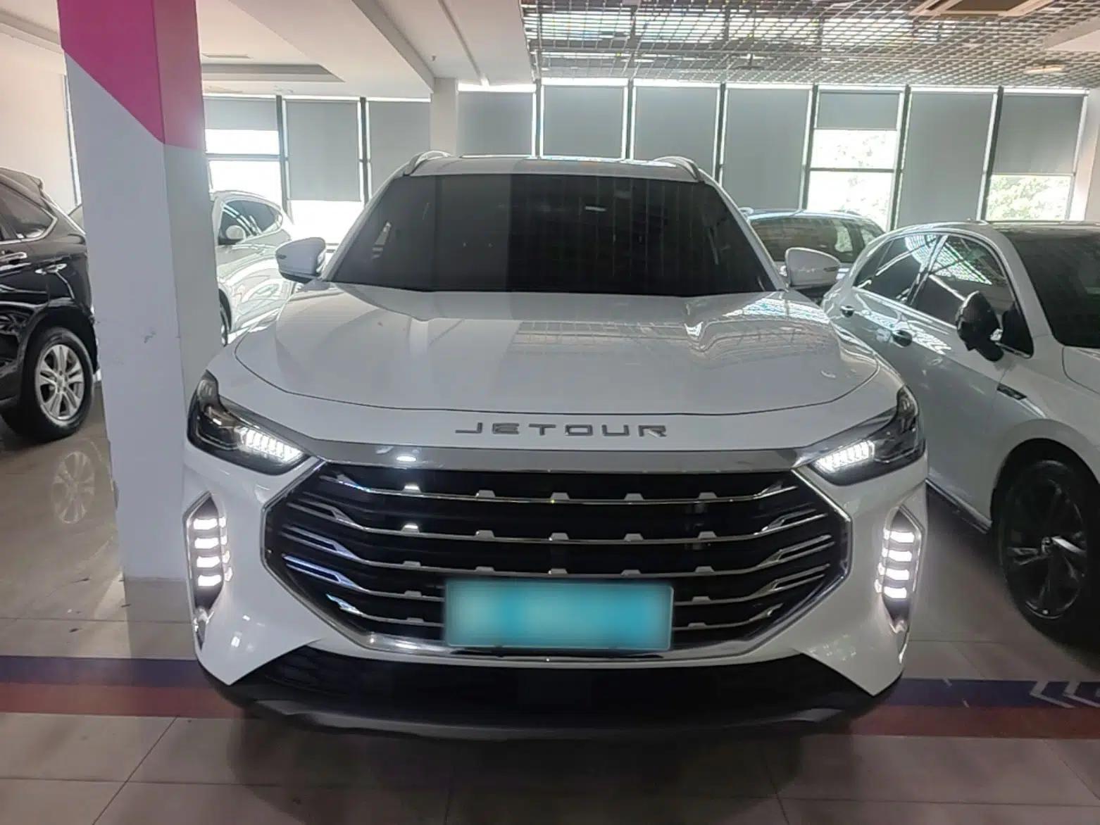 JETOUR X70 PLUS 2023 1.5T Manual Self-Reliant 5-Seater — миниатюра 2