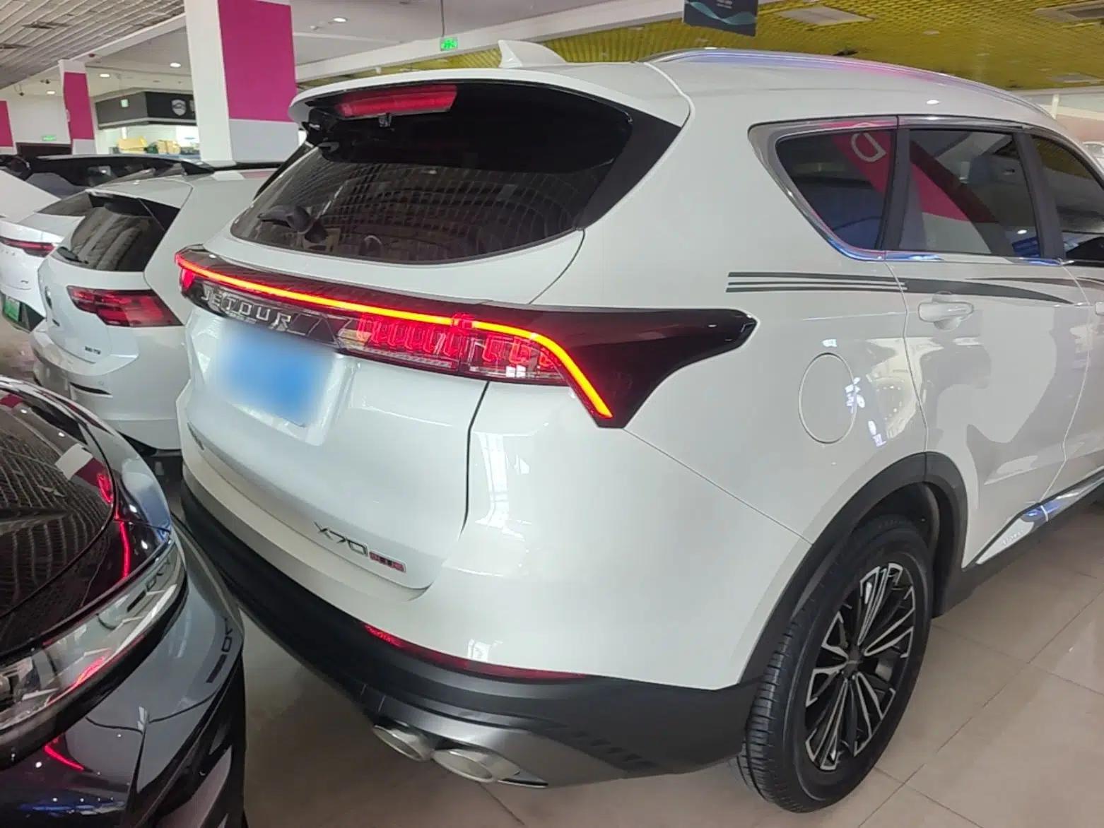 JETOUR X70 PLUS 2023 1.5T Manual Self-Reliant 5-Seater — миниатюра 5