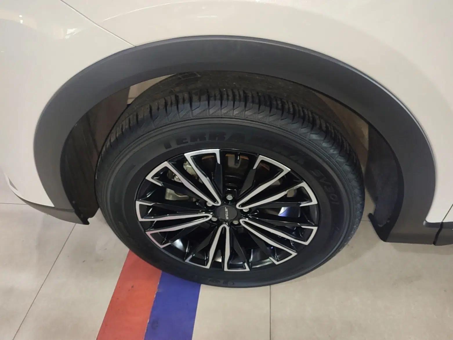 JETOUR X70 PLUS 2023 1.5T Manual Self-Reliant 5-Seater — миниатюра 10